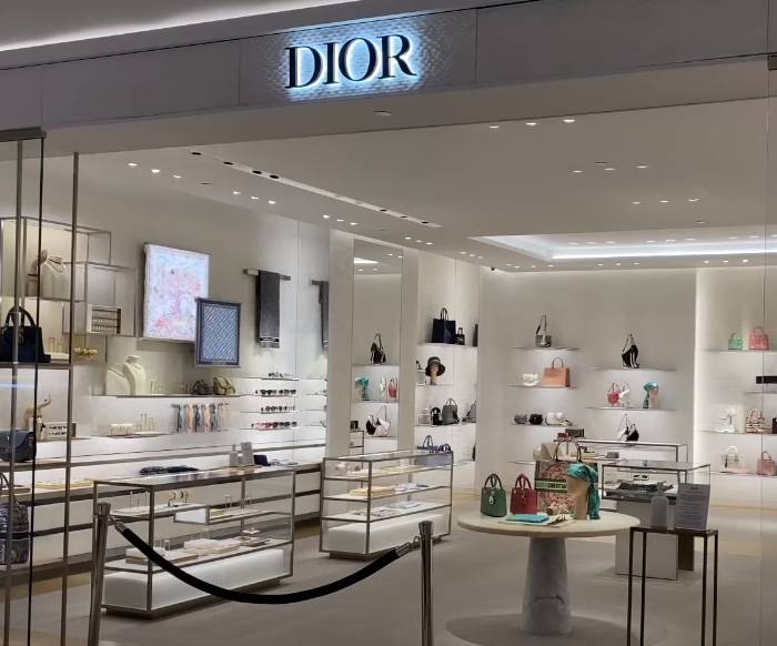 Exterior tienda Dior